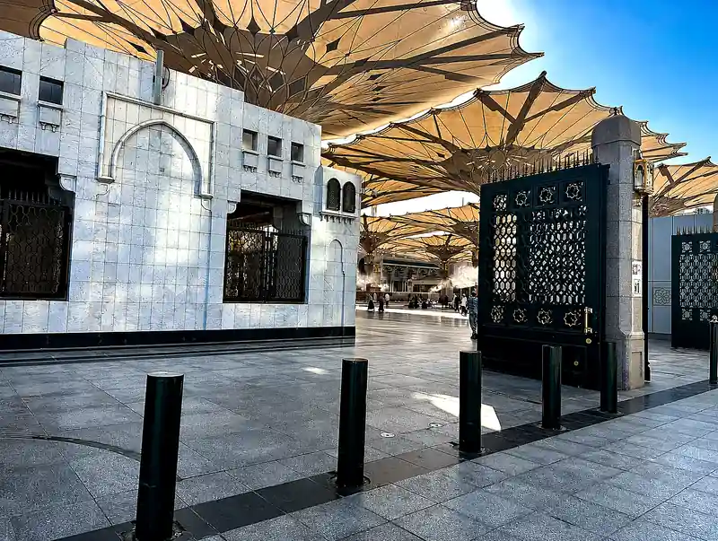 HVM security bollards protecting a pedestrian entrance at Al-Masjid an-Nabawi, supporting vehicle access control and perimeter security.